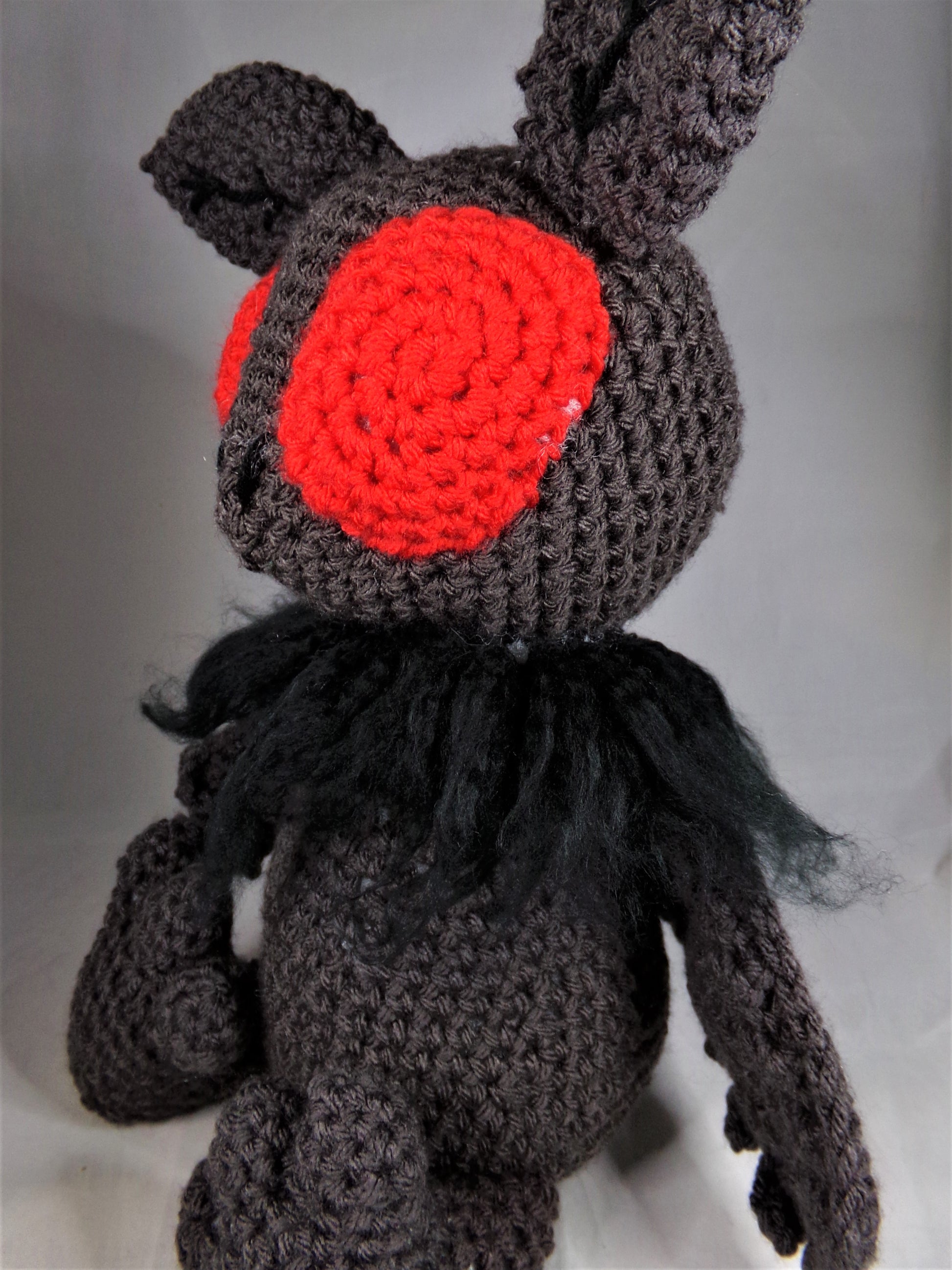 I'm a little obsessed with Mothman… just finished this cutie! : r/crochet